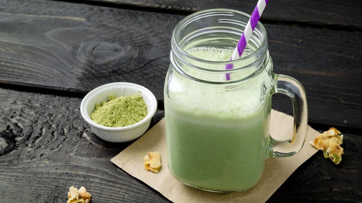 green-tea-smoothie-recipe-matcha