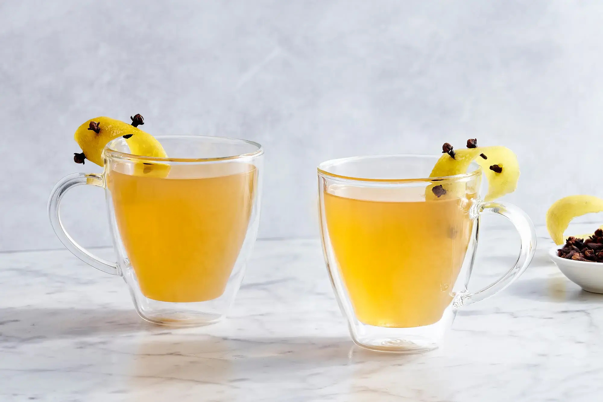 hot-toddy-recipe-with-tea-for-colds