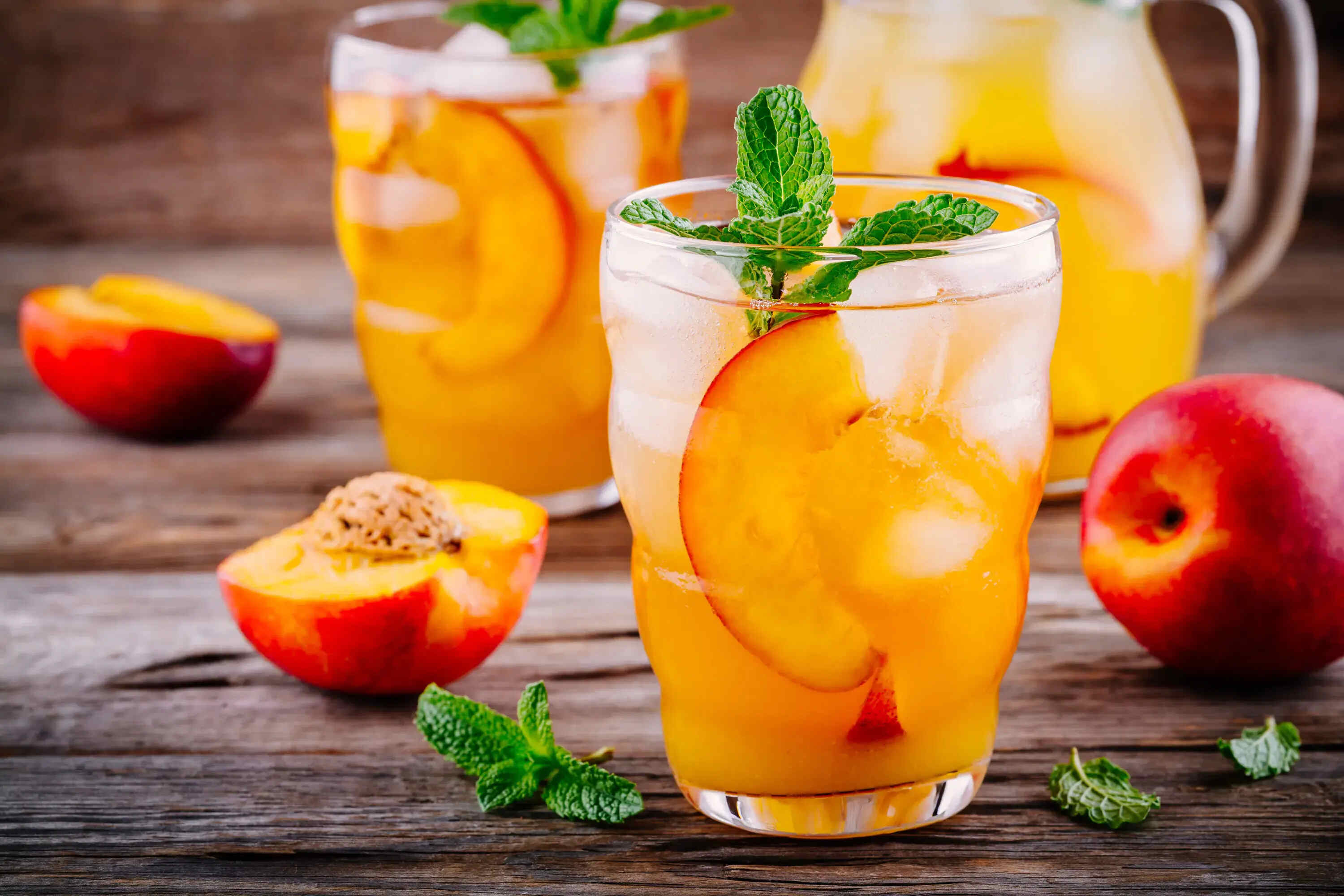 red-tea-shot-recipe-whiskey-peach