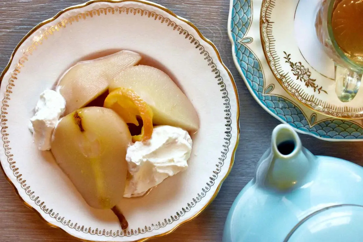 tea-poached-pears-recipe