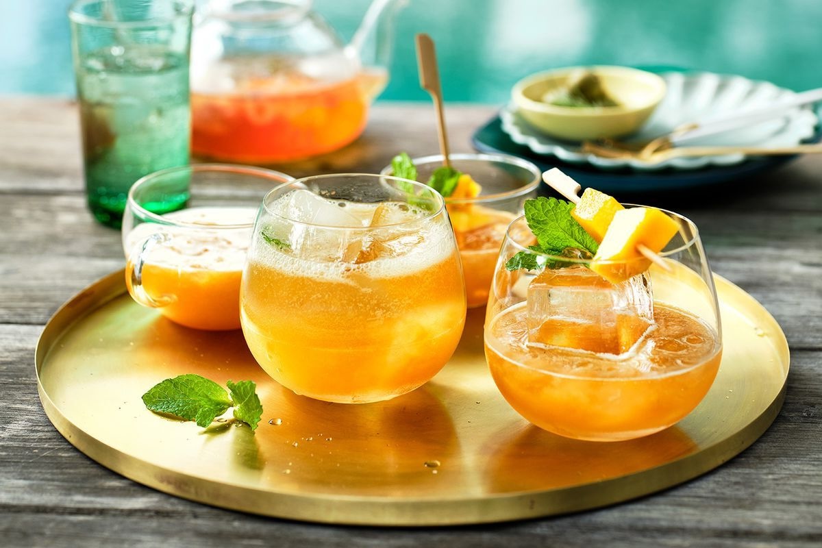 tea-spritzer-recipe-tea-sparkling-water